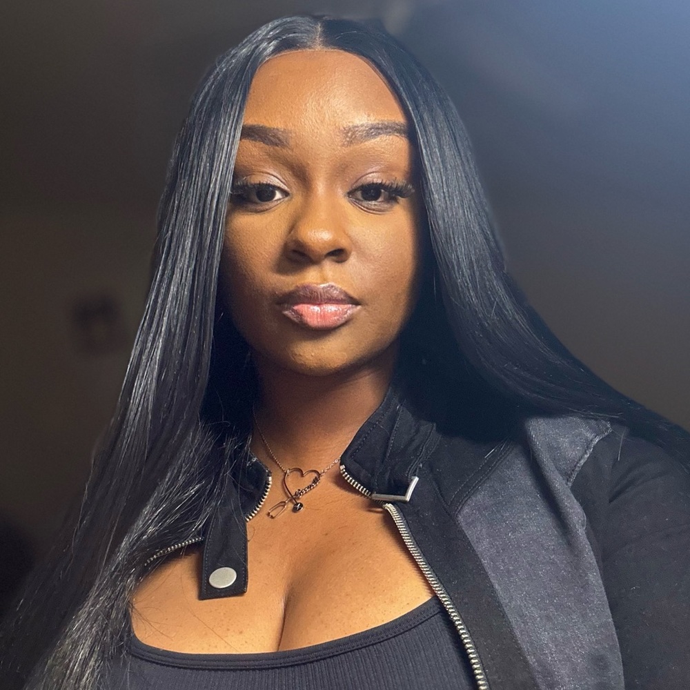 Meet your Posher, Nelly